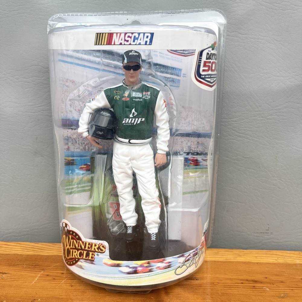 Winners Circle Dale Earnhardt Jr. Figure Daytona 500 National Guard #88 NASCAR